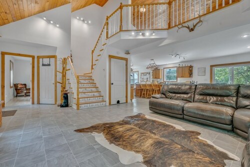 Pet-Friendly Lakeside Escape: Private Indoor Pool, Fenced Yard, and Pet Friendly!