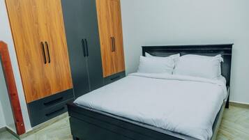 Comfort appartement, uitzicht op heuvels | 1 slaapkamer, een bureau, een laptopwerkplek, gratis wifi