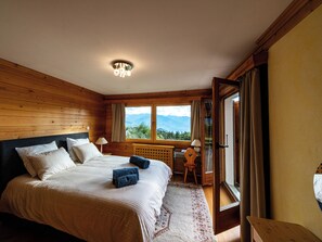 4 Schlafzimmer, Bügeleisen/Bügelbrett, WLAN, Bettwäsche