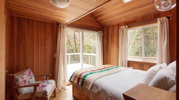 2 bedrooms, Internet, bed sheets