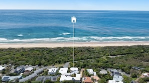 On the beach - 4/18 Peregian Esplanade, Peregian Beach QLD 4573 (Peregian Beach)
