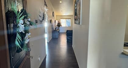 Charming 3-bedroom house in Williams, close to downtown with a great backyard.