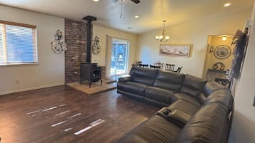 Smart TV, DVD player, video library