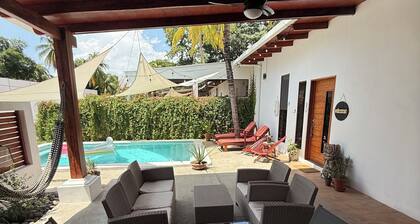 El Tunco Villa OYA no 1 with private pool