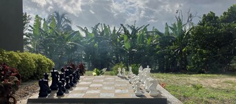 Cozy Studio retreat along Jamaica's South Coast high in the hills. Country bliss