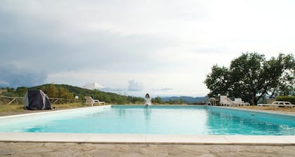Podere Pietraluna