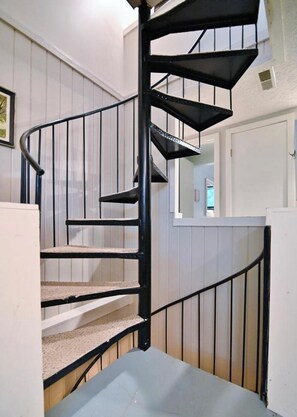 Interior - Spectacular Treehouse - Lake, Grill, Firepit + (Basye)