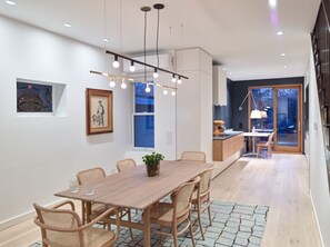Dining - Spacious, Stylishly Renovated 3-Bedroom Historic Home (Toronto)