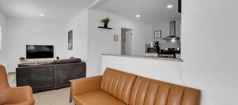 Updated El Paso Gem: Near Fort Bliss & Restaurants