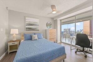 2 Schlafzimmer, Schreibtisch, Bügeleisen/Bügelbrett, WLAN