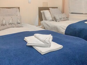 3 bedrooms, free WiFi, bed sheets