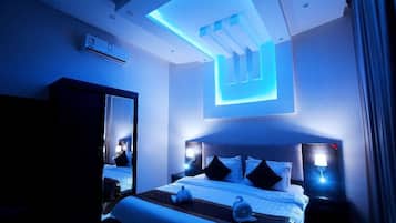 Comfort Chalet, 1 Bedroom, Private Pool | Egyptian cotton sheets, premium bedding, in-room safe