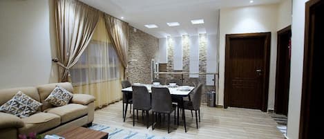 Villa Confort, 2 chambres, piscine privée | Coin séjour