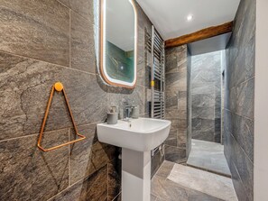 Towels - Horseshoe Cottage - UK48252 (Downderry)
