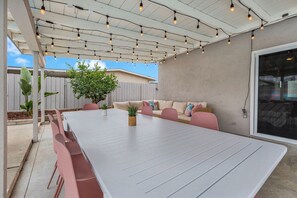 Outdoor dining