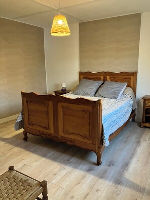 2 soverom og sengetøy