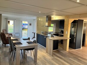 Microwave, oven - House in the heart of the vineyards with beautiful view of the Côteaux du Layon (Bellevigne-en-Layon)