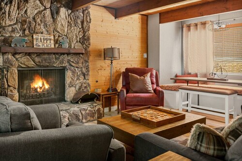 Moonridge Alpine Retreat