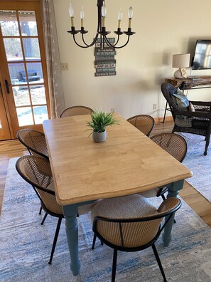 Dining - Guest house with a view (Granville)