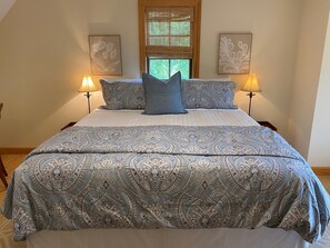 2 bedrooms, free WiFi, bed sheets - Guest house with a view (Granville)