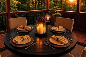 Outdoor dining - Unwind Near the Lake | Fire Pit • Marina Nearby (Bronston)