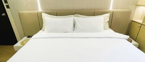 1 bedroom, iron/ironing board, bed sheets, wheelchair access