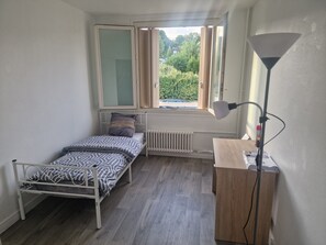 1 chambre, Wi-Fi gratuit, draps fournis