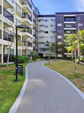 Property grounds - Chic Studio Space at Avida Towers Atria (Iloilo City)