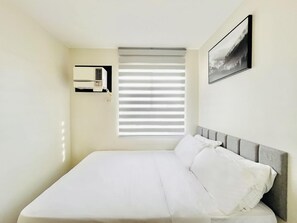 2 quartos, ferros/tábuas de passar roupa, Wi-Fi, roupa de cama