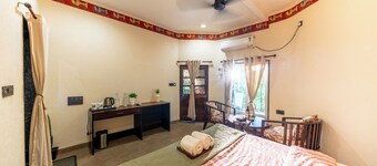 Jungle Ghar 
