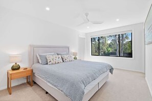 4 habitaciones, wifi gratis y ropa de cama