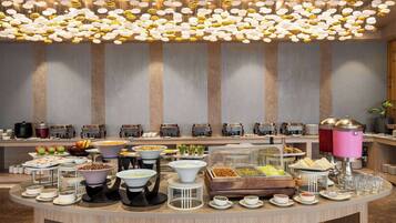 Dagelijks continentaal ontbijt (INR 915 per persoon)