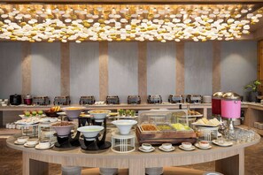 Daily continental breakfast (INR 915 per person) - Wyndham Garden Sonipat Murthal (Sonepat)