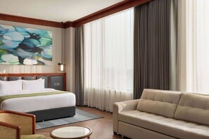 Suite, 1 kingsize-seng med sovesofa | Lydisolert, strykejern/-brett og wi-fi (inkludert)