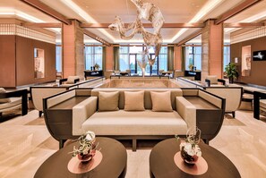 Lobby - Howard Johnson Hot Springs Plaza Yinghuashan (Deyang)