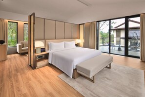 Villa, 1 King Bed, Non Smoking (Second Floor)