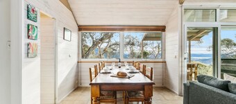 Silvertop Apartment capturing the beautiful mountain and lake views