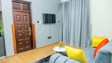 LĂ€genhet Classic - balkong - utsikt mot bergen | Vardagsrum