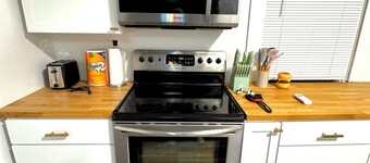 The Hideout on 3rd in Historic Downtown Bardstown on Main St