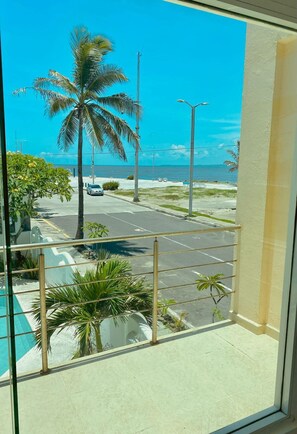 Familie appartement, Meerdere bedden, balkon, uitzicht op zee | Balkon