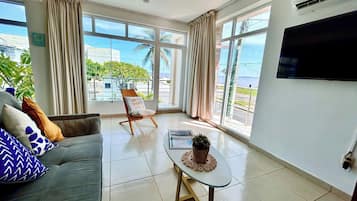 Family Apartment, Multiple Beds, Balcony, Sea View | Interior