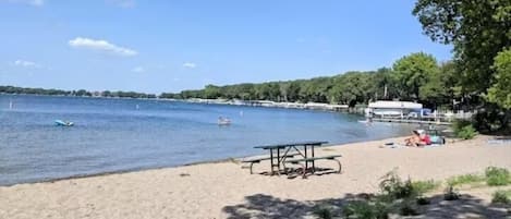 Sun loungers, beach towels