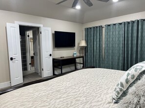 4 Schlafzimmer, Bügeleisen/Bügelbrett, WLAN, Bettwäsche