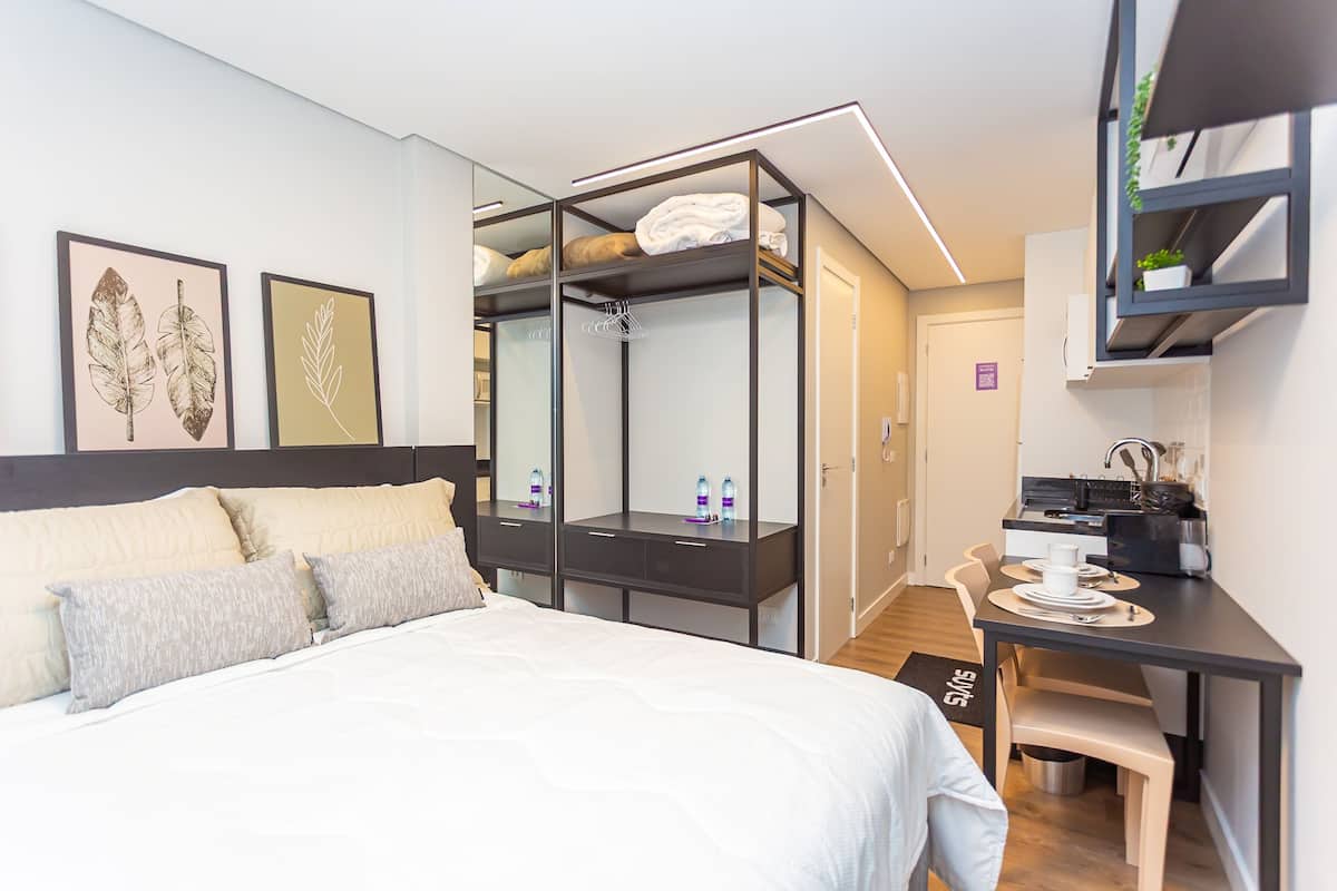 1 bedroom, laptop workspace, free WiFi, bed sheets
