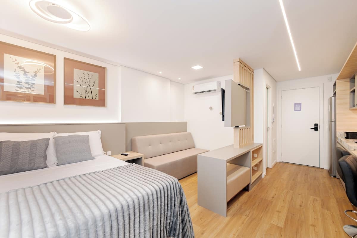 1 bedroom, laptop workspace, free WiFi, bed sheets