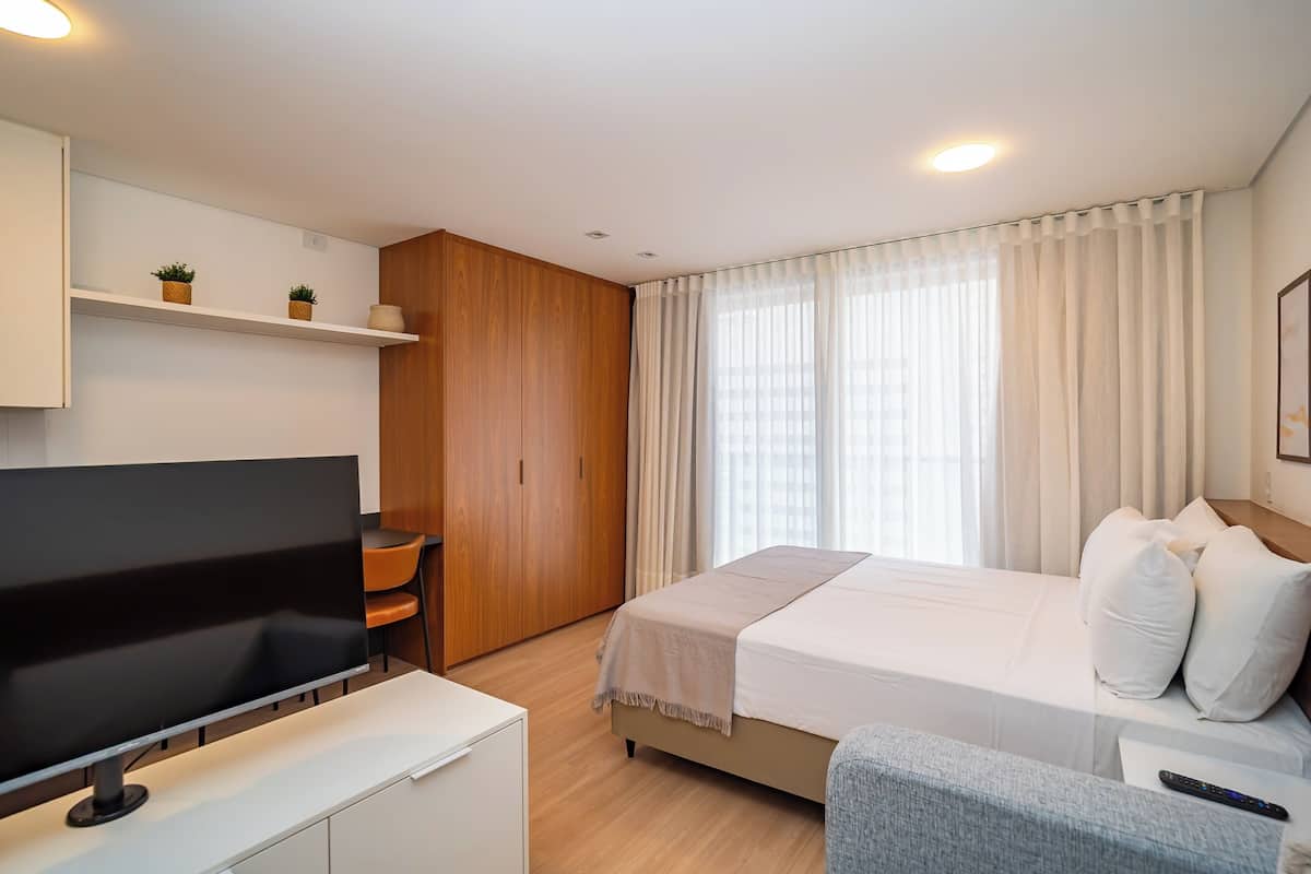 1 bedroom, laptop workspace, free WiFi, bed sheets