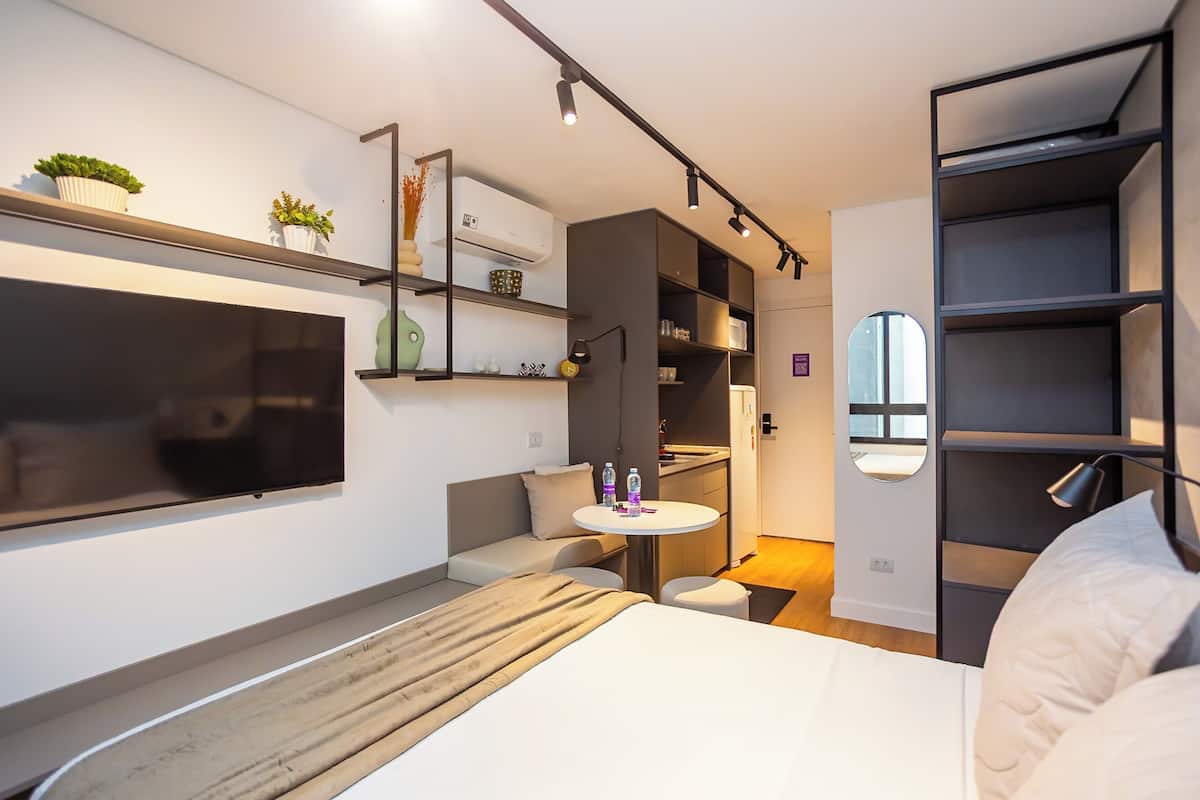 1 bedroom, laptop workspace, free WiFi, bed sheets