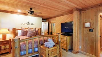 5 habitaciones, escritorio, tabla de planchar con plancha y wifi