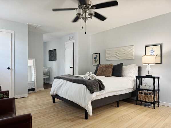 1 habitación, wifi y ropa de cama