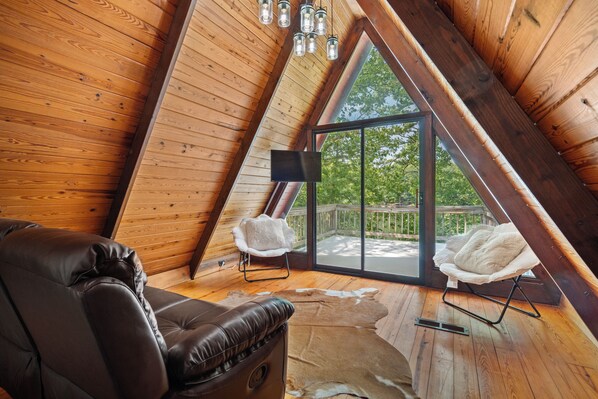 Smart TV - Quaint Lake Hamilton Home, Boat Dock & Nice Views (Hot Springs)